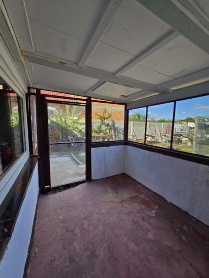 Parta-casa si teren 719-3 camere