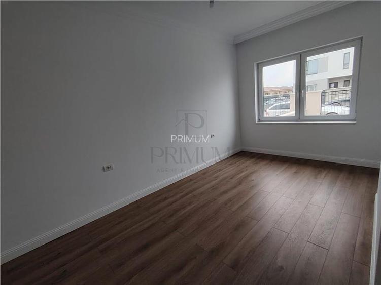 Duplex deosebit - asfalt - toate utilitatile - 12