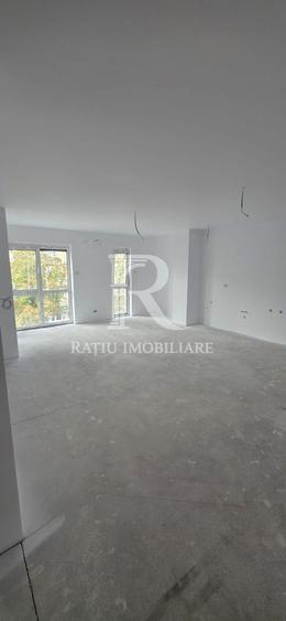 Apartament Premium cu 3 Camere | 2 Băi | 2 Terase | Lift | Oradea