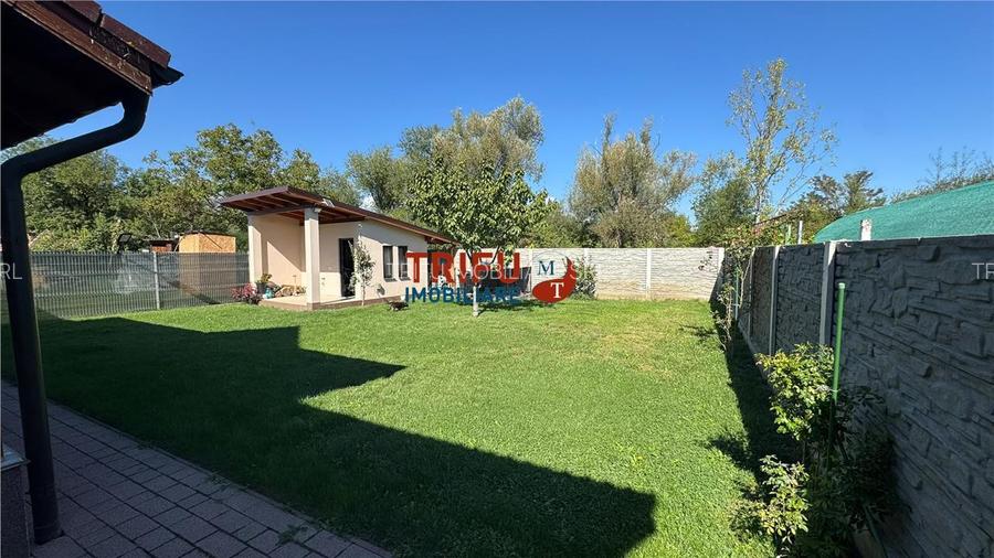 Casa de vanzare 5 camere 579mp teren
