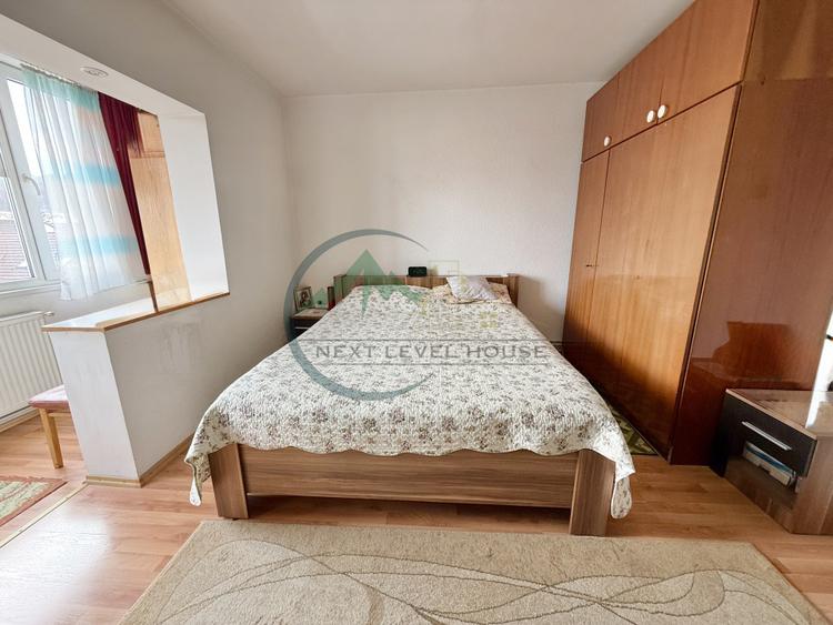 Apartament 3 camere, intrare Racadau