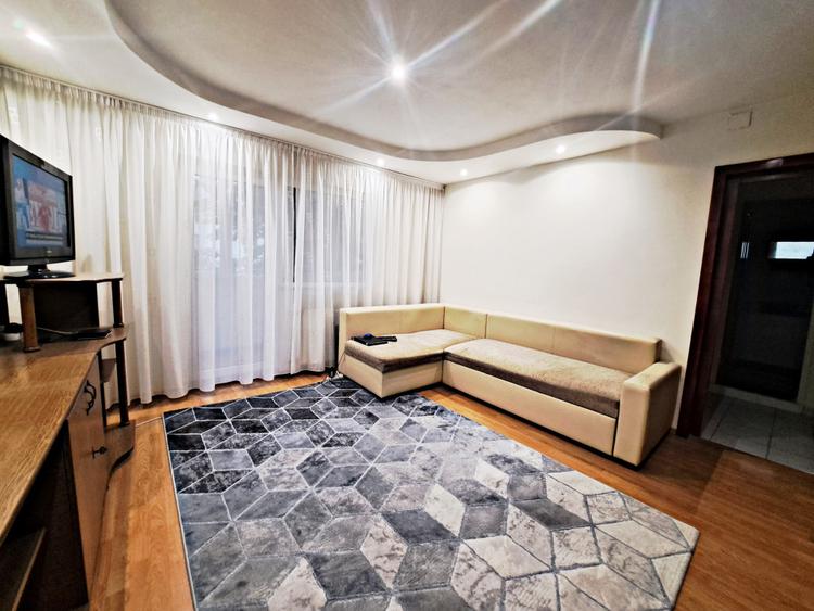 Apartament cu 3 camere, etaj 1, de vanzare, Nufarul, Oradea, Bihor