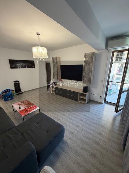 Apartament 3 camere Metalurgiei / Cartierul Solar