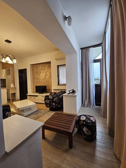 Apartament cu două camere vedere la mare zona Cazino