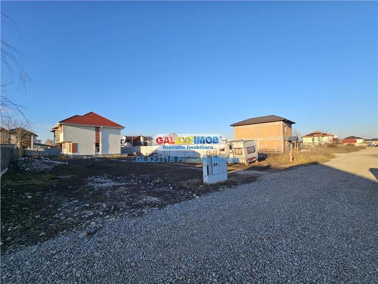 Vanzare vile Individuale de tip Duplex situate aproape de Str Dantelei - 71