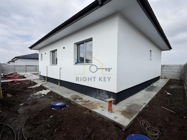 Casa Noua P+Pod, Clinceni, Teren 400 mp, Placa Beton, Comision 0%