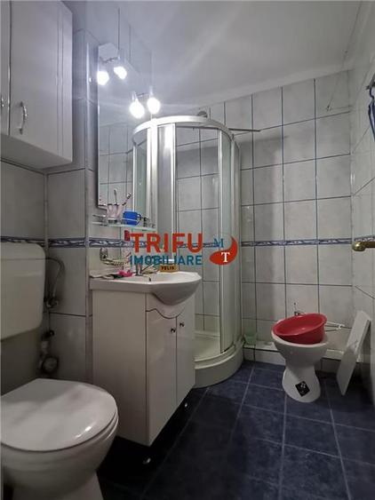 Apartament cu 3 camere de vânzare în zona Centru, Alba Iulia