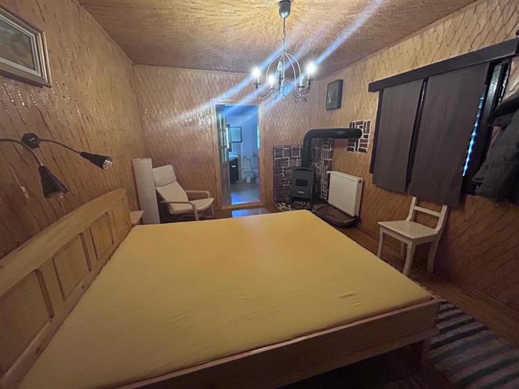 Casa de vanzare in Soveja , sat Rucareni , constructie 1993 , suprafata construi