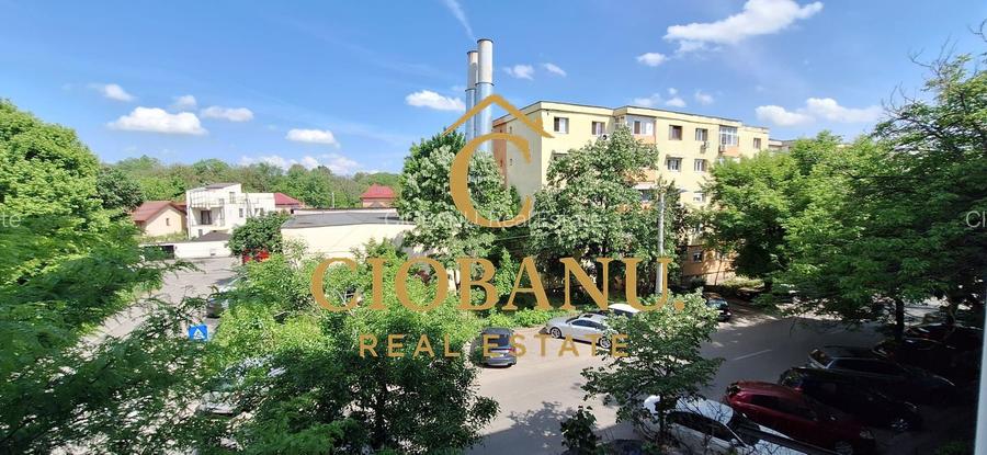 APARTAMENT DE VANZARE ETAJ 2/4 DECOMANDAT ZONA 1 MAI - 4