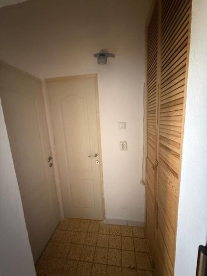 Apartament 2 camere, decomandat, 49 mp, zona Sărari