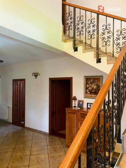 Casa individuala 5 camere si 4 locuri de parcare in Giroc