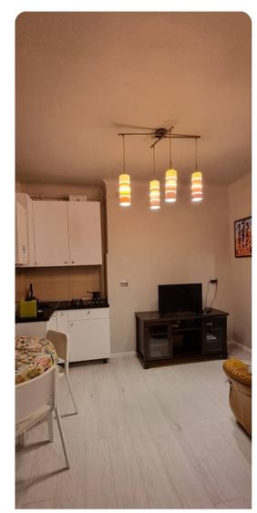Direct proprietar inchiriez garsoniera ultra centrala