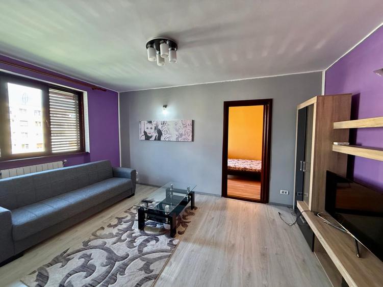 Apartament 3 camere-etaj 2-zona Ultracentrala