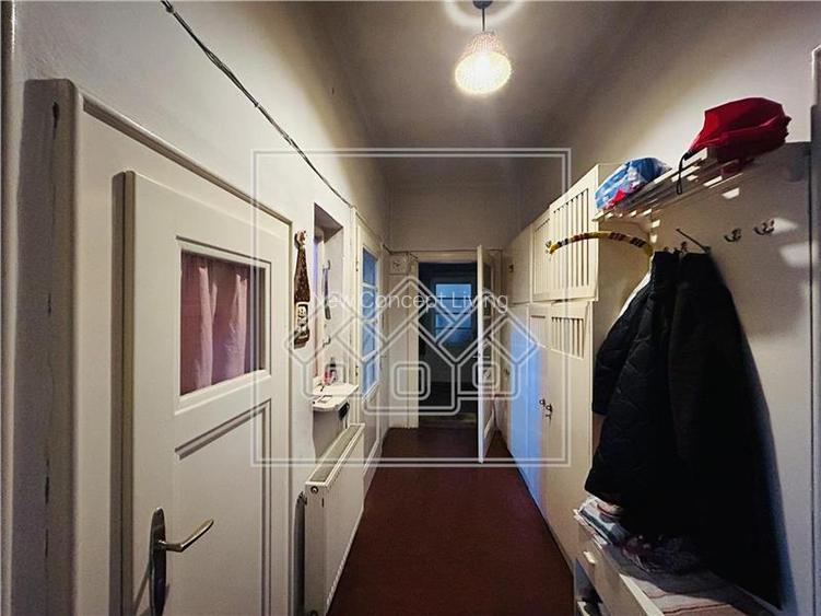 Casa individuala, teren de 900 mp utili, Zona Calea Poplacii - 20