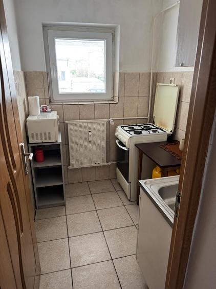 Garsoniera decomandata de inchiriat, zona Inel 2 - Scoala 8