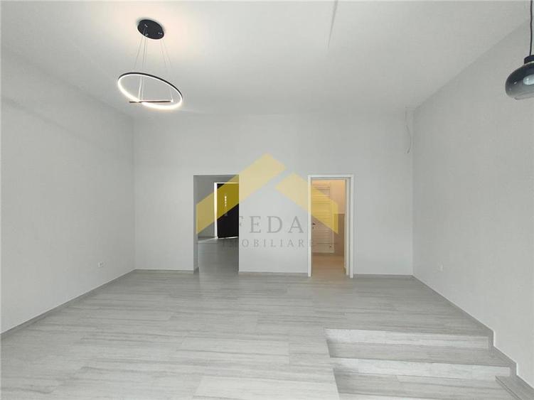 Spatiu comercial renovat de inchiriat Bulevardul Decebal