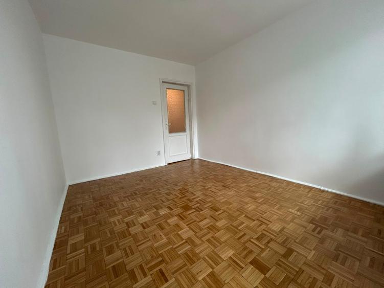 Apartament 3 camere Giulesti curat