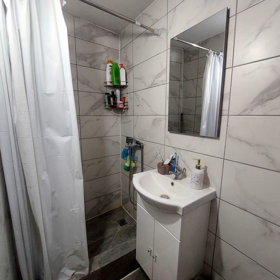 Casa zona centrala, pret de apartament