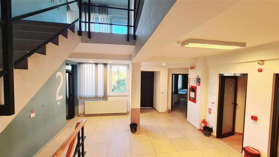 EXCLUSIVITATE! Cladire moderna de birouri, zona semicentrala