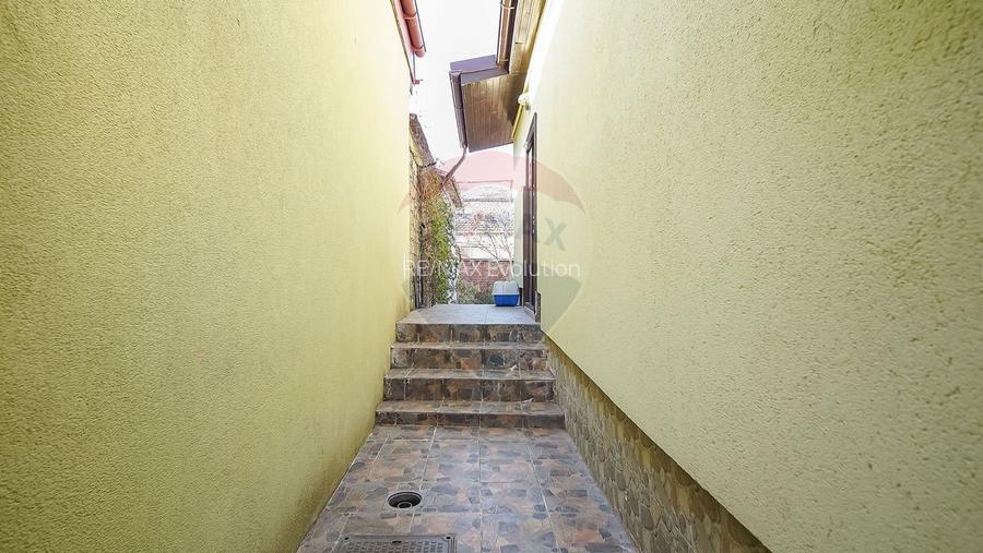 CASA 4 CAMERE SINGURA IN CURTE RENOVATA| BECI |STR. MIRASLAU GRIVITEI - 32
