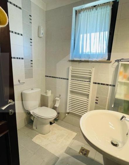 Casa de 5 camere, 310 mp, teren amenajat 1044 mp, Bucium