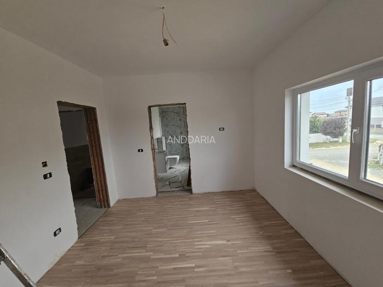 Duplex P+E in Mosnita despartit prin garaj - 8