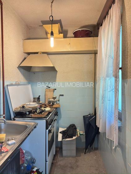 Garsoniera de vanzare in bloc mixt langa Scoala Generala nr. 1 - 3
