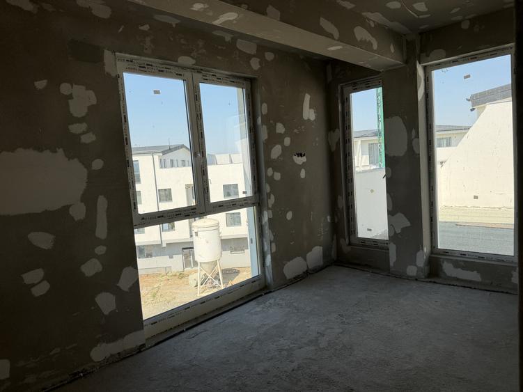 Penthouse 4 camere 106.mp utili terase 64 mp