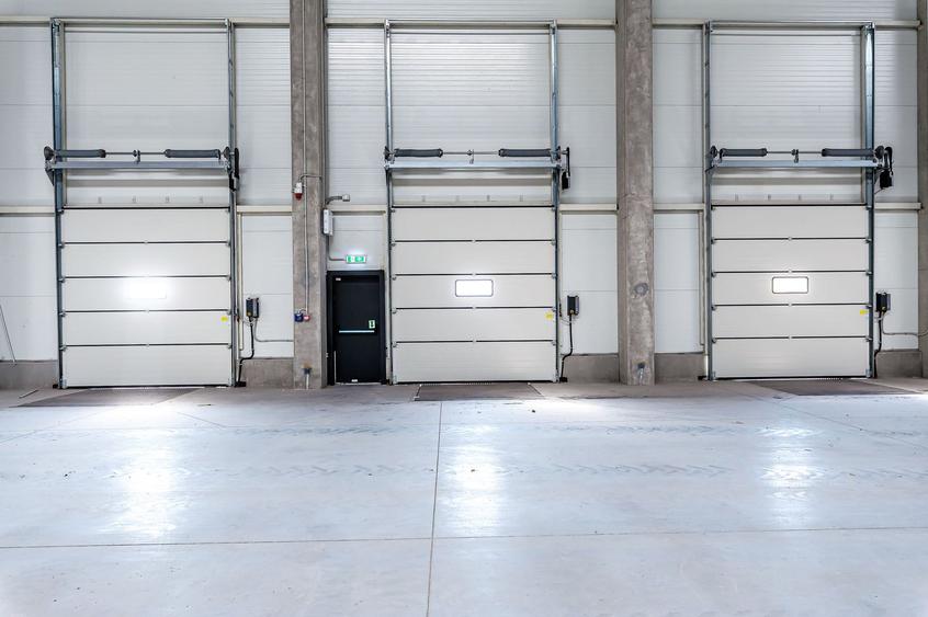 Hala industriala depozitare si productie la 2710 mp