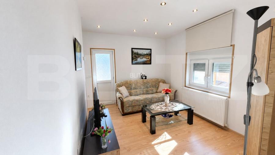 Casa de vanzare, 231 mp, zona Central - Orastie