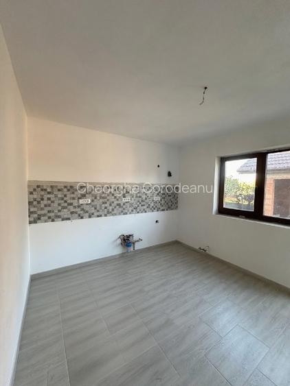 CASĂ NOUĂ, DE CALITATE SUPERIOARĂ, IN FÂNTÂNELE, ARAD | 180 mª | TEREN 1.090 Mp