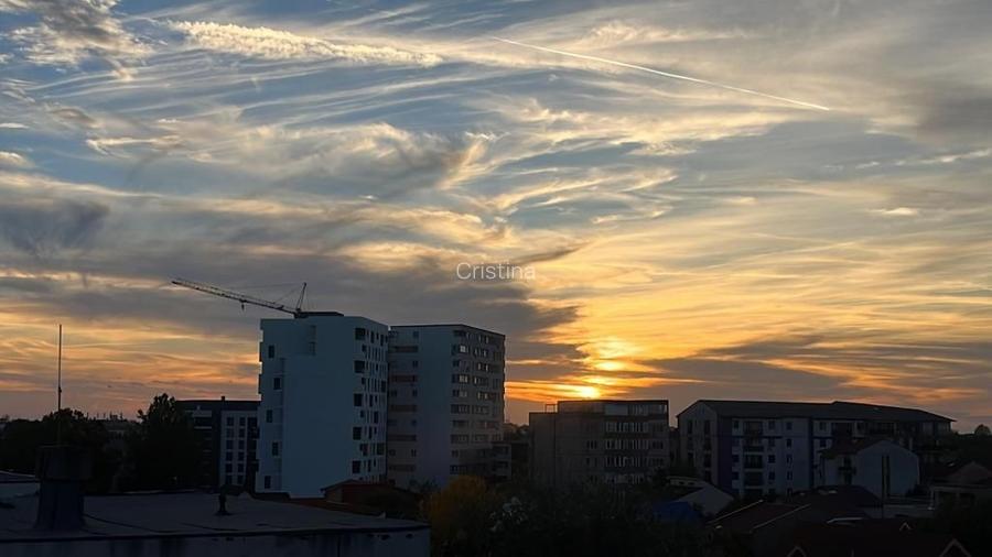 Persoana fizica vand garsoniera la mansarda - 15