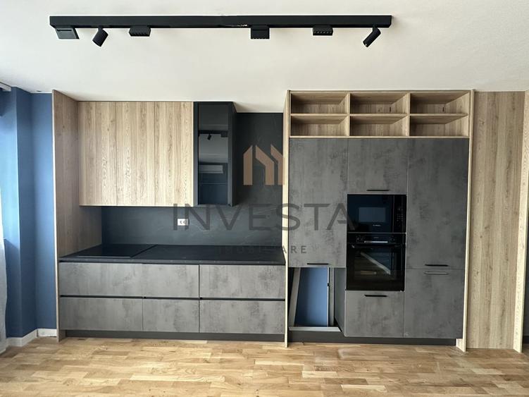 Apartament 2 camere, etaj intermediar, parcare, bloc nou, zona Centru!