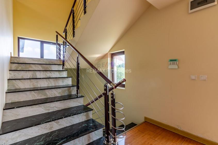 Casă / vilă de vânzare în Balotești | aprox. 350 mp | teren 1.015 mp - 4