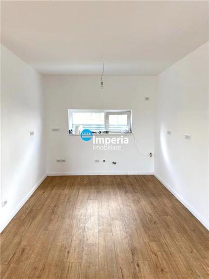 Vila D+ P+E, 5 cam,Garaj, 520 teren, Ezareni, Valea Adanca
