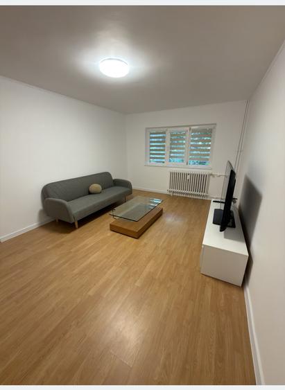 INCHIRIERE/APARTAMENT 3 CAMERE/ LUJERULUI/ 640 EURO