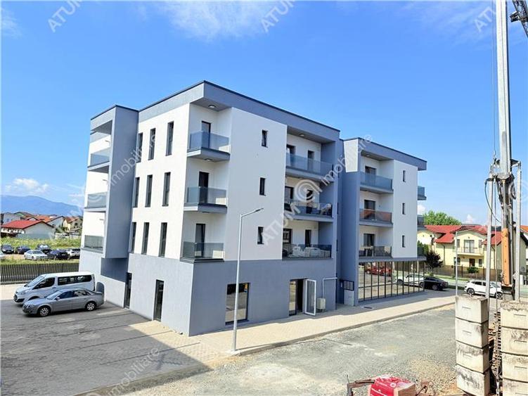 Apartament la cheie cu 3 camere si balcon zona Pictor Brana/Selimbar