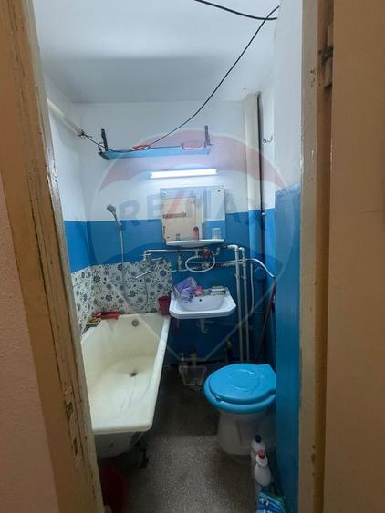 Apartament cu 2 camere de vânzare în zona Valea Rosie