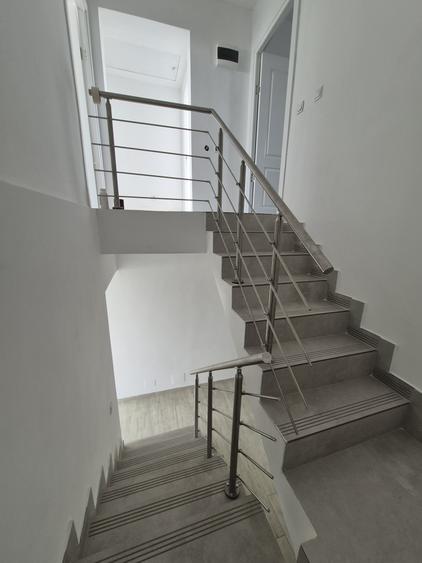 Vila cu 4 cam+mansarda locuibila neamenajata,curte 240 mp,cash,credit,apart+dif