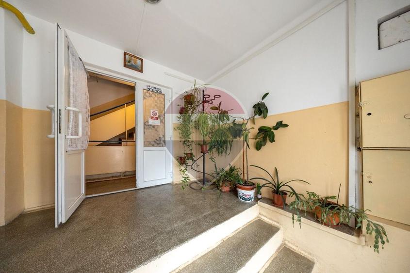 COMISION 0% | 3 CAMERE DECOMANDAT | 2 PARCĂRI | TRACTORUL
