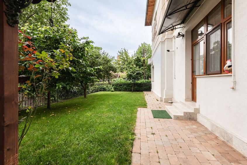 Proprietate in vila cu 2 familii, 4 camere, garaj, finisaje moderne - 14