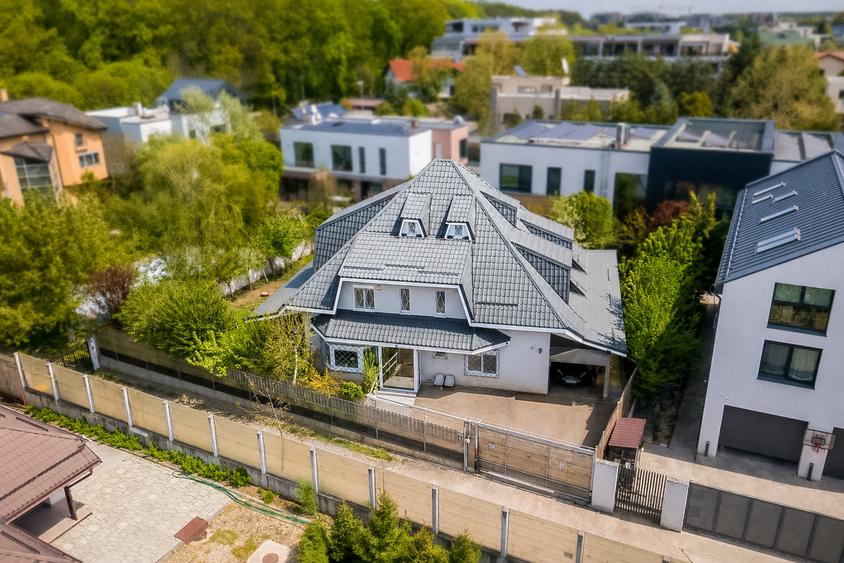 Vila individuala Pipera | 756 mp teren | 7 camere | Padurea Baneasa | Investitie