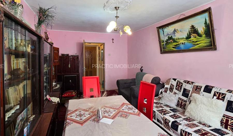 Apartament 2 Camere Semidecomandat |  Zona Centru | Etaj 3/7 - 2
