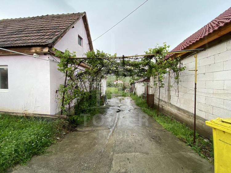 Casă de vânzare | 100 mp utili | Teren 980 mp | Daia - 10