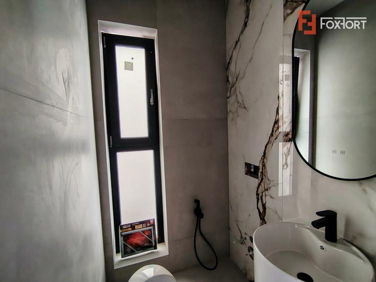 Casa individuala cu 4 camere Parter + 2 Etaje, in Giroc - V10060