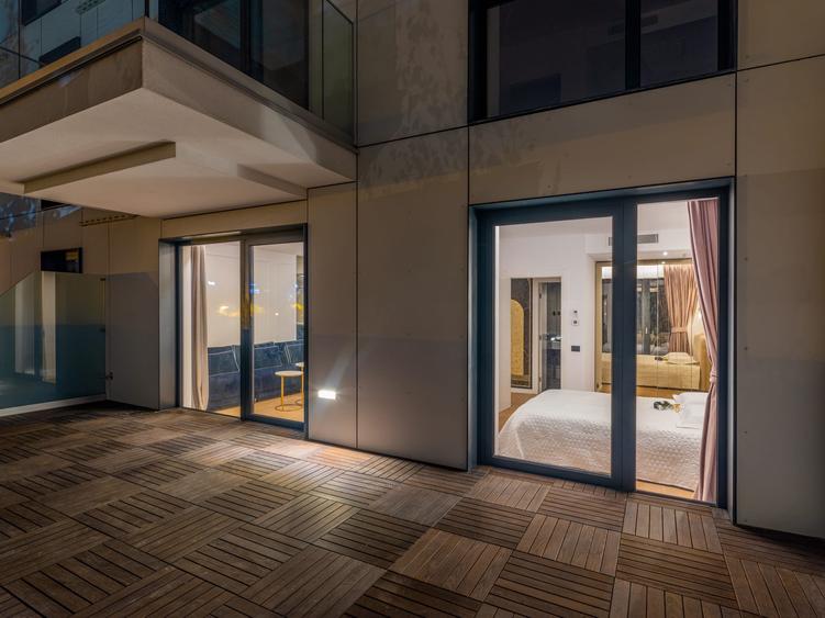 Apartament cu terasă 45mp in One Herăstrău Towers,parcare inclusă
