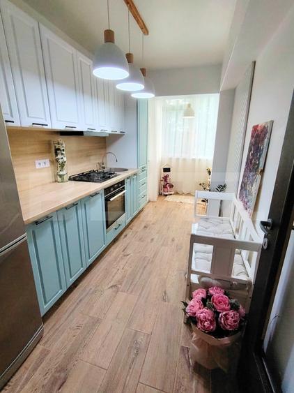 Apartament modern de vanzare, 2 camere zona Aleea Strugurilor + loc de parcare