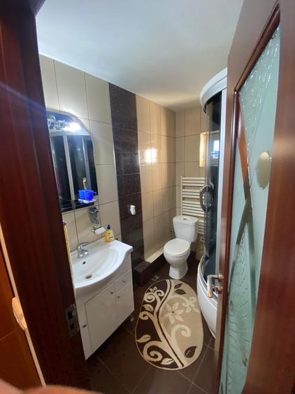 Apartament 3 camere Obcini de vânzare