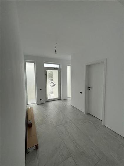 Casa Premium, 4 camere, 500 mp teren, toate utilitatile, Sanpetru-Harman