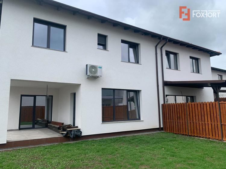 Duplex cu 5 camere si teren de 350 mp, zona Dumbravita